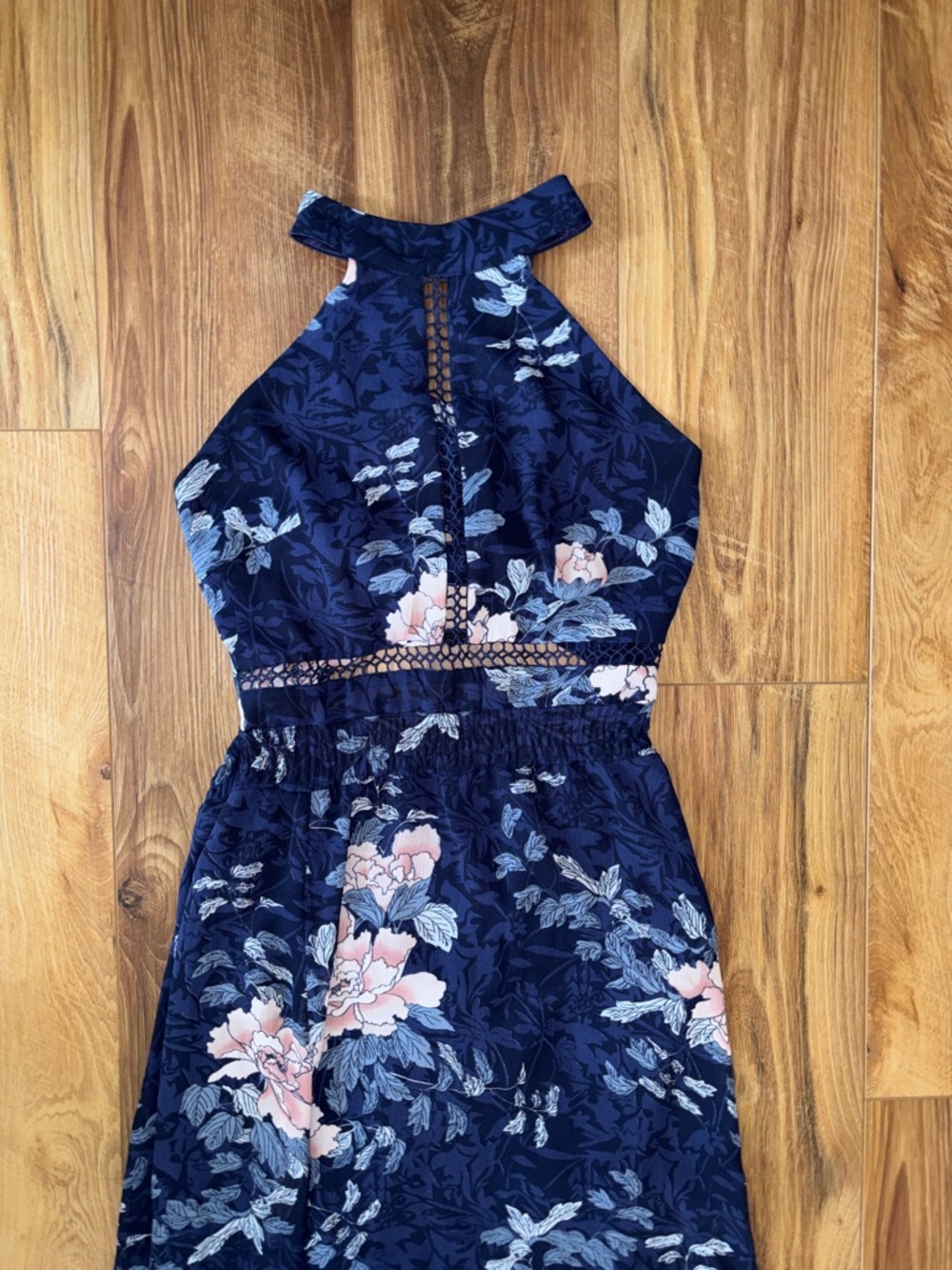 5/$25🌼 Navy Floral Halter Maxi Dress with Slit perfect for summer wedding - Picture 3 of 13